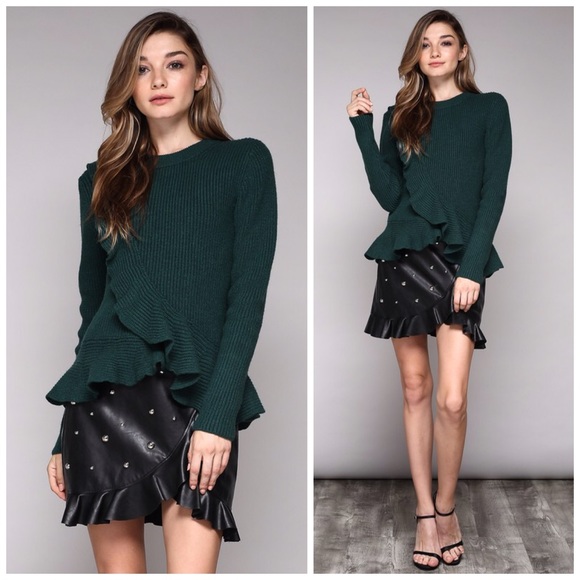🛍LAST 1!  Asymmetric Ruffled Emerald Sweater! - Picture 5 of 7